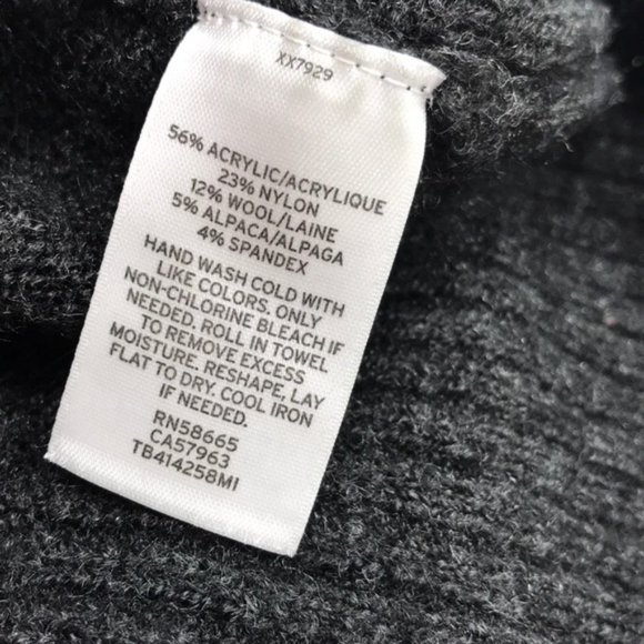 Treasure & Bond Cozy V-Neck Sweater - Picture 5 of 5